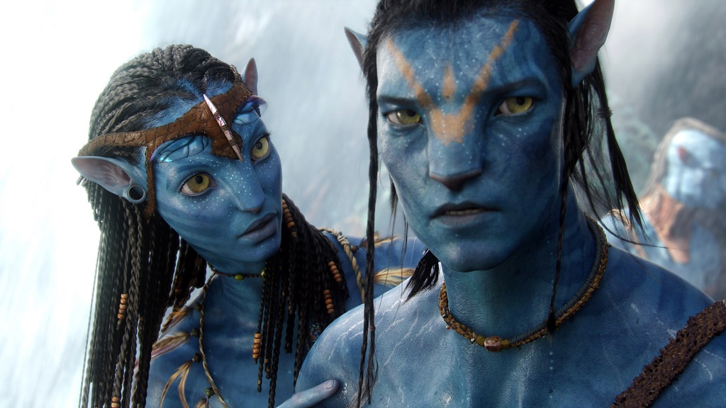 The lead characters Neytiri and Jake in the 2009 